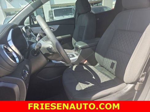 Used 2022 Chevrolet Blazer LT image 7
