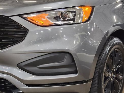 Used 2024 Ford Edge SE w/ Black Appearance Package image 14