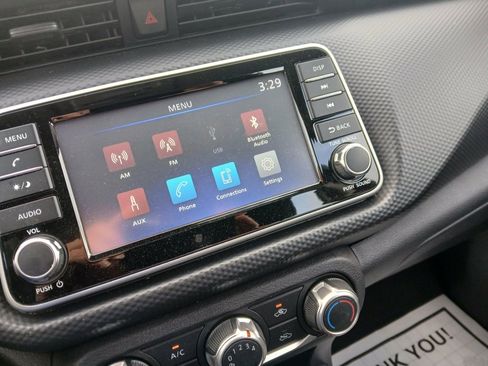 Used 2021 Nissan Kicks S FWD image 14