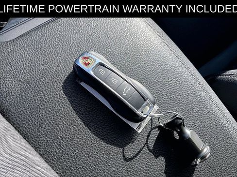 Used 2024 Porsche Cayenne image 13