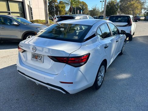 Used 2025 Nissan Sentra S image 21