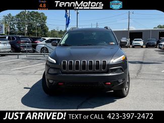 Used 2015 Jeep Cherokee Trailhawk w/ Comfort/Convenience Group AWD/4WD video 2