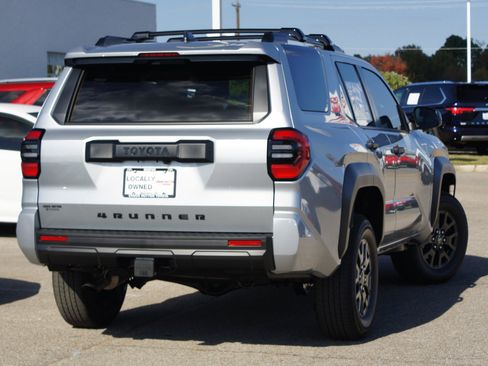 Used 2025 Toyota 4Runner TRD Sport Premium image 27
