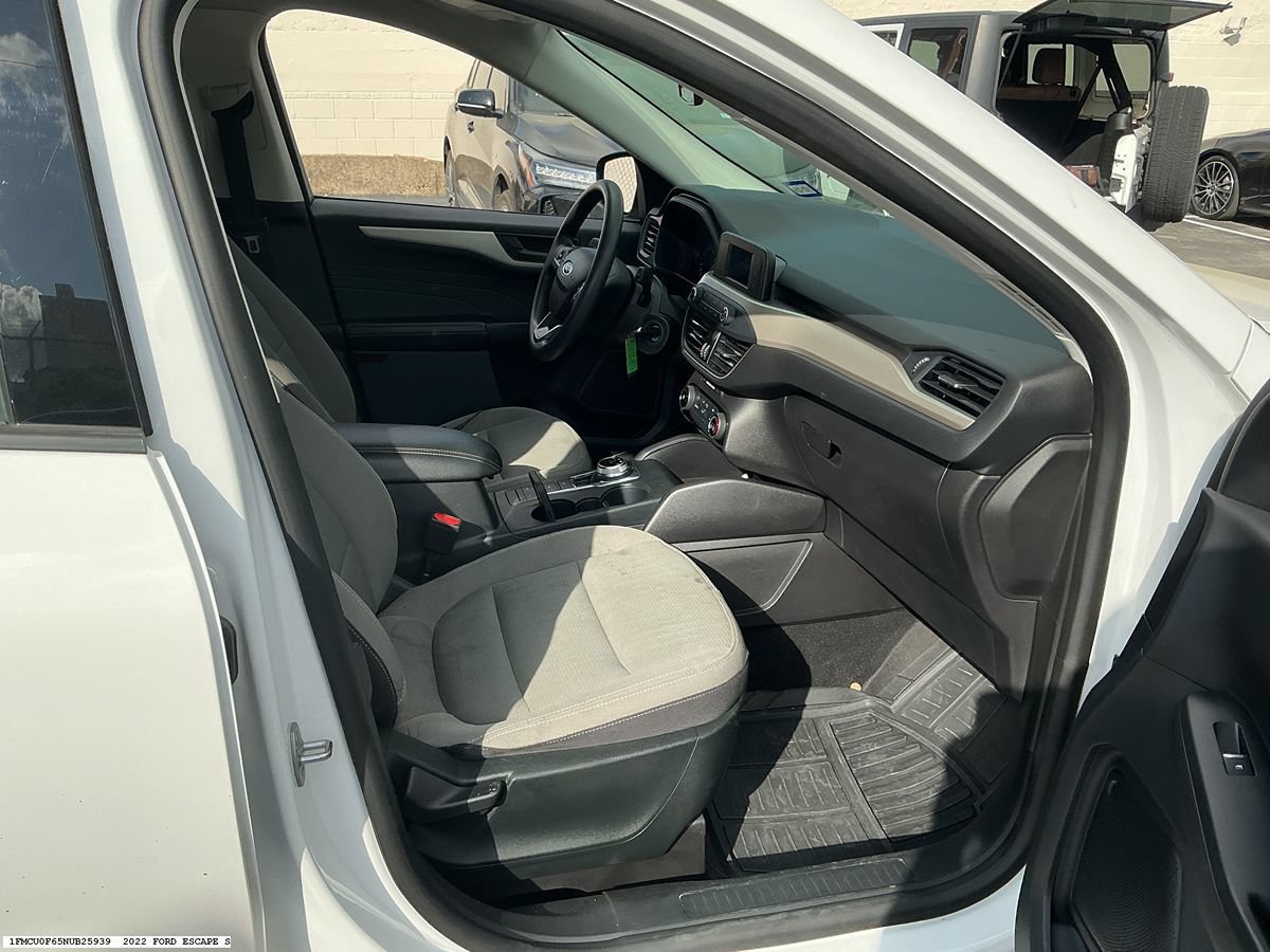 Used 2022 Ford Escape S FWD image 14