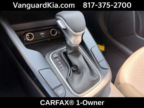 Certified 2025 Kia Soul LX w/ LX Technology Package FWD image 24