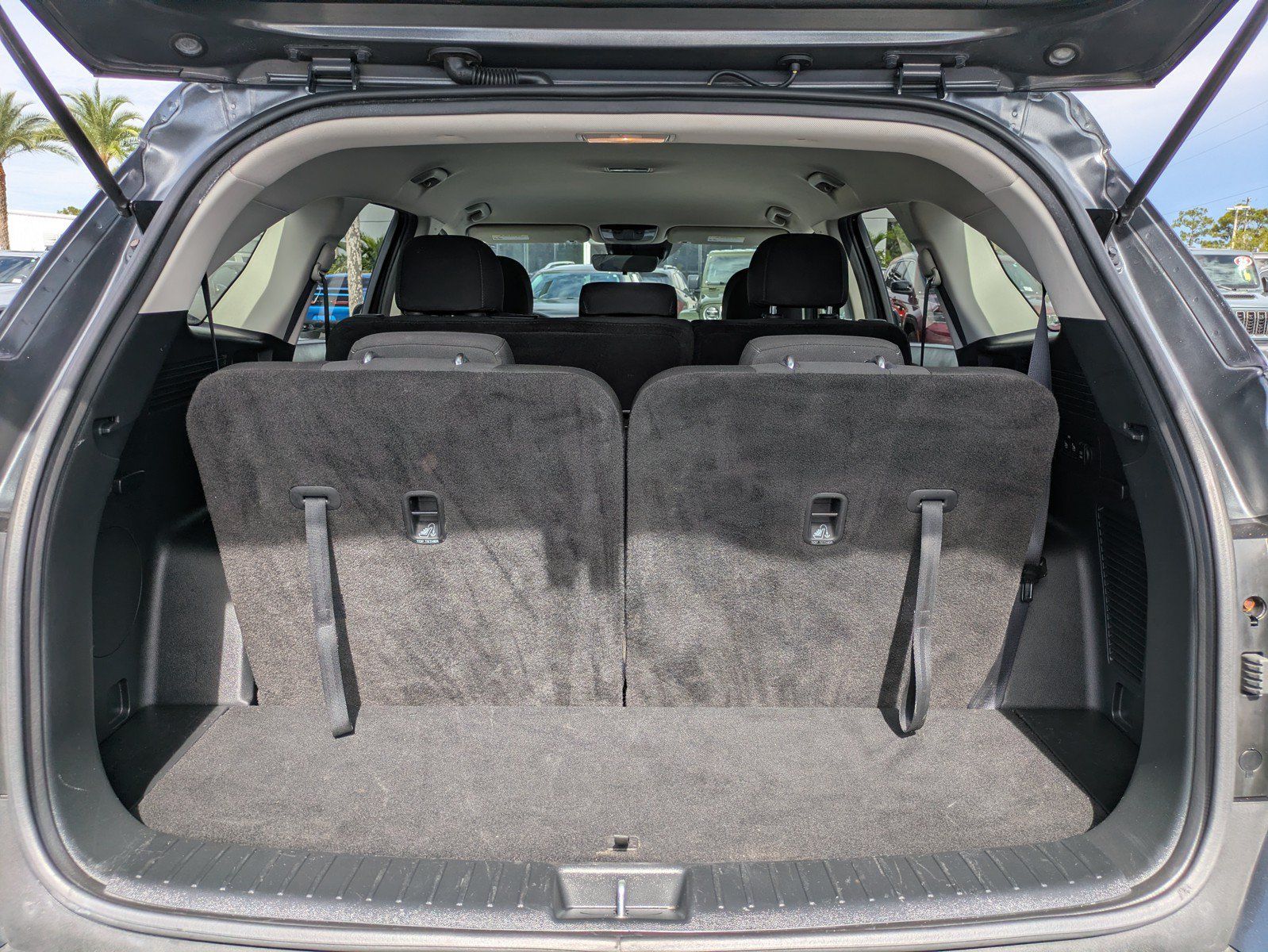 Certified 2023 Kia Sorento LX FWD image 10