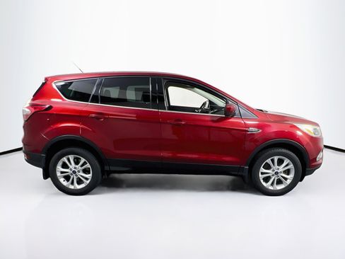 Used 2017 Ford Escape SE AWD/4WD image 4