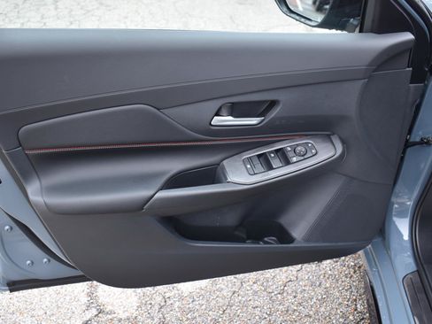 New 2026 Nissan Sentra SR w/ Floor Mat Package FWD image 21