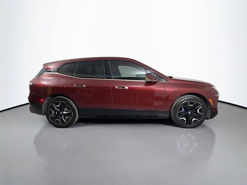 Used 2024 BMW iX xDrive50 w/ Sport Package AWD/4WD image 5