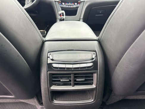 Used 2022 Cadillac XT5 Sportv w/ Platinum Package image 14