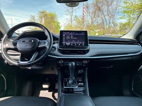 Used 2022 Jeep Compass Latitude w/ Convenience Group image 13