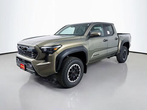 New 2026 Toyota Tacoma TRD Off-Road AWD/4WD image 3