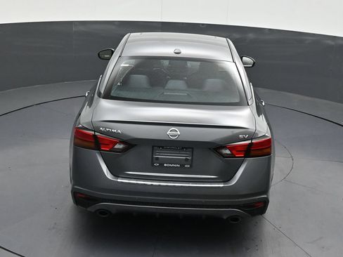 Used 2022 Nissan Altima 2.5 SV w/ SV Premium Package FWD image 18