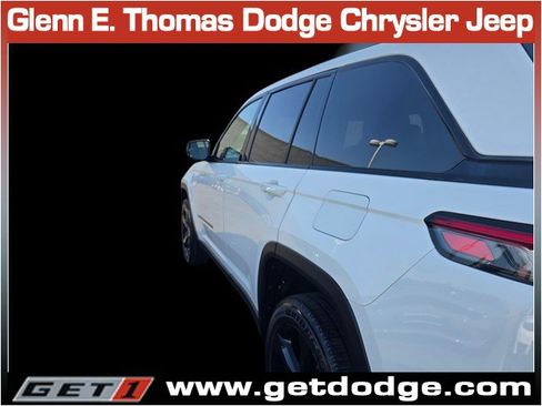 Certified 2023 Jeep Grand Cherokee Altitude RWD image 11