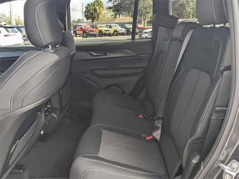 New 2025 Jeep Grand Cherokee Laredo w/ Luxury Tech Group I image 13