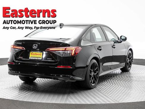 Used 2025 Honda Civic Sport image 5