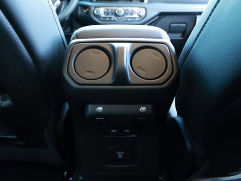 New 2026 Jeep Wrangler Sahara AWD/4WD image 29