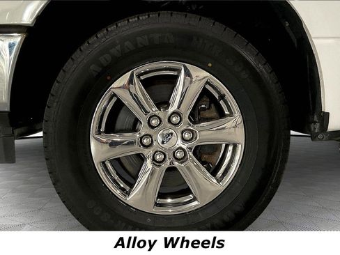 Used 2018 Ford F150 XLT w/ XTR Package AWD/4WD image 32