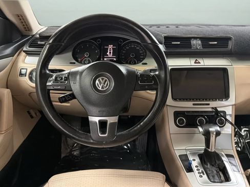 Used 2010 Volkswagen CC Sport FWD image 10