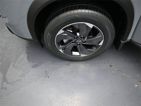 New 2026 Nissan Rogue SV image 40