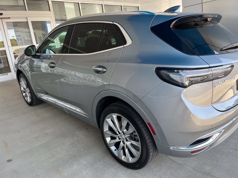 Used 2023 Buick Envision Avenir AWD/4WD image 4