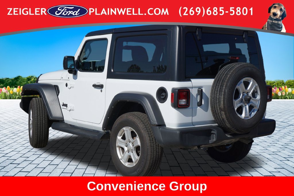 Used 2022 Jeep Wrangler Sport AWD/4WD image 3