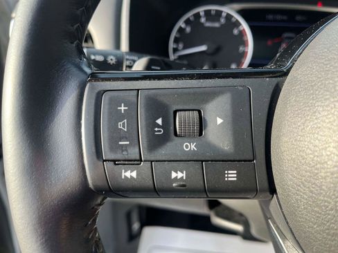 Certified 2023 Nissan Rogue SV w/ SV Premium Package image 29