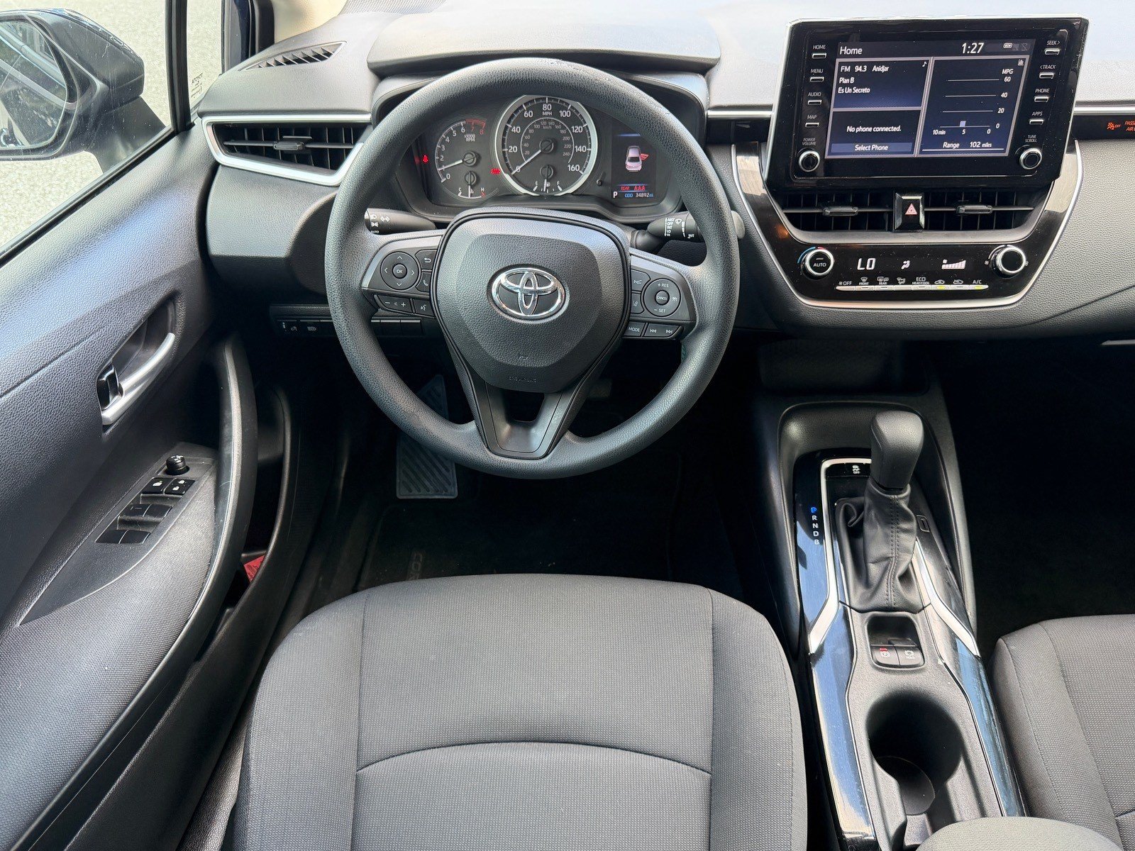 Used 2020 Toyota Corolla LE FWD image 30