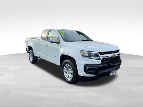 Used 2022 Chevrolet Colorado LT w/ Fleet Safety Package image 5