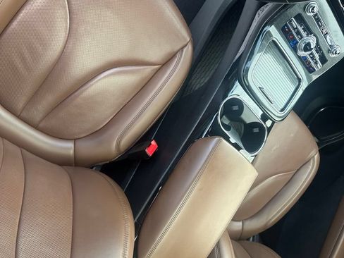 Used 2023 Lincoln Nautilus Reserve AWD/4WD image 17