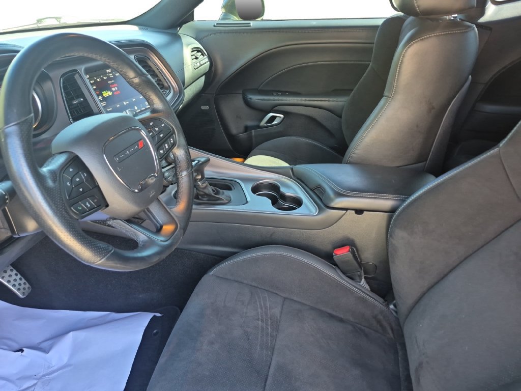 Used 2023 Dodge Challenger GT w/ Plus Package RWD image 9