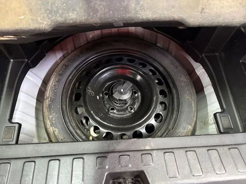 Used 2020 Ford Expedition Limited w/ Equipment Group 302A RWD image 24