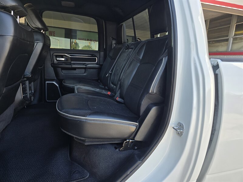 Used 2022 RAM 2500 Laramie w/ Night Edition AWD/4WD image 12