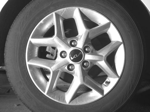 Used 2025 Kia Soul LX w/ LX Technology Package FWD image 20