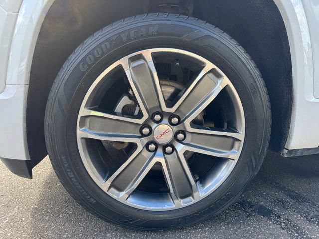 Used 2019 GMC Acadia Denali AWD/4WD image 23