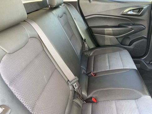 Used 2025 Chevrolet Trax LT w/ Driver Confidence Package FWD image 22