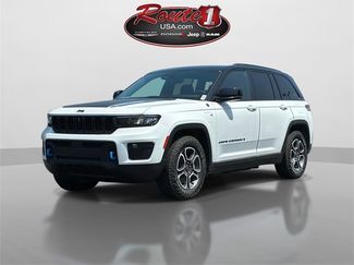 Used 2023 Jeep Grand Cherokee Trailhawk video 2