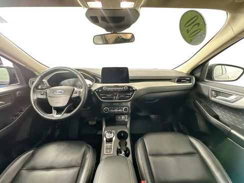 Used 2020 Ford Escape SEL image 3