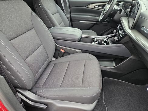 New 2026 Chevrolet Traverse LT FWD image 10