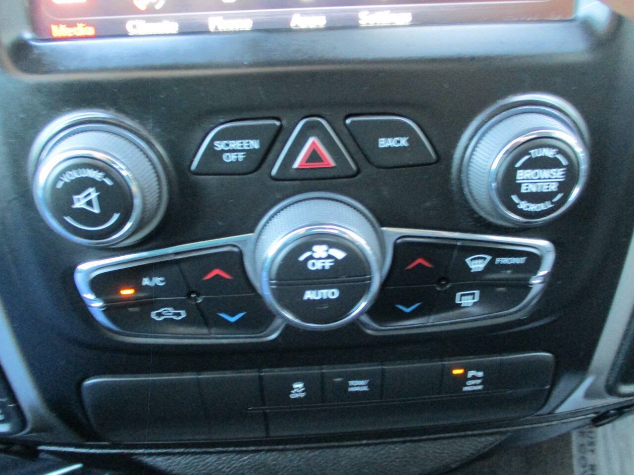 Used 2020 RAM 1500 Warlock w/ Electronics Group AWD/4WD image 40