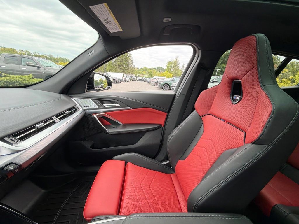 Used 2025 BMW X2 M35i w/ Premium Package AWD/4WD image 30