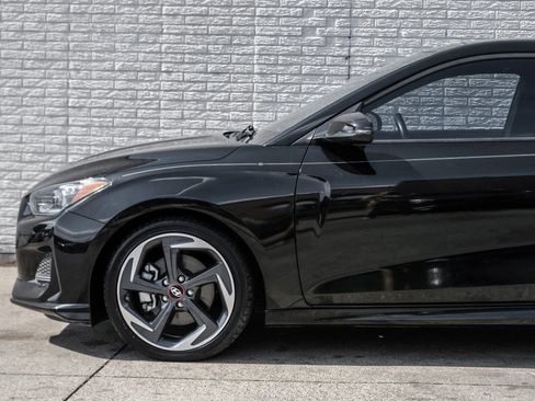 Used 2020 Hyundai Veloster Turbo FWD image 12