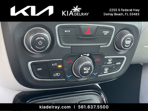 Used 2020 Jeep Compass Limited image 19