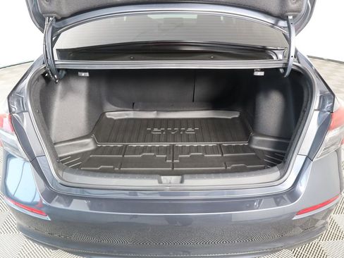 Certified 2023 Honda Civic EX image 28