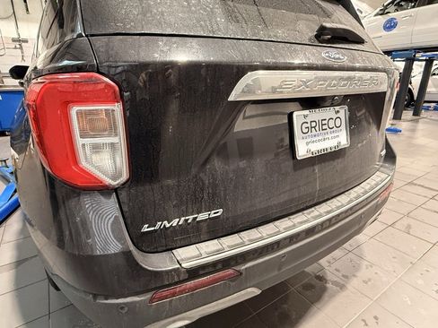 Used 2020 Ford Explorer Limited image 6