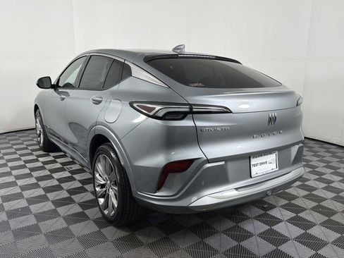 New 2026 Buick Envista Avenir image 4