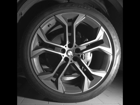 Certified 2024 BMW X5 sDrive40i w/ Premium Package RWD image 10