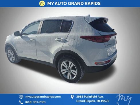 Used 2019 Kia Sportage LX image 10