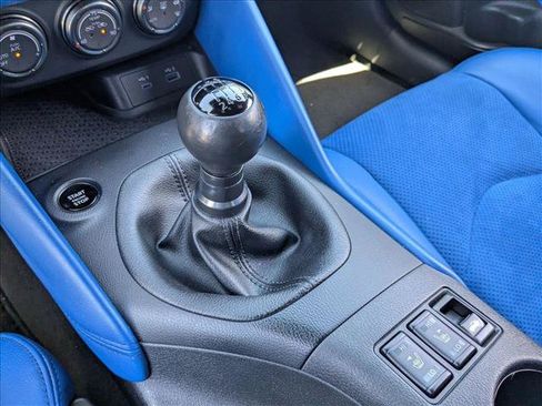 Used 2024 Nissan Z Performance w/ Floor Mat Package RWD image 11