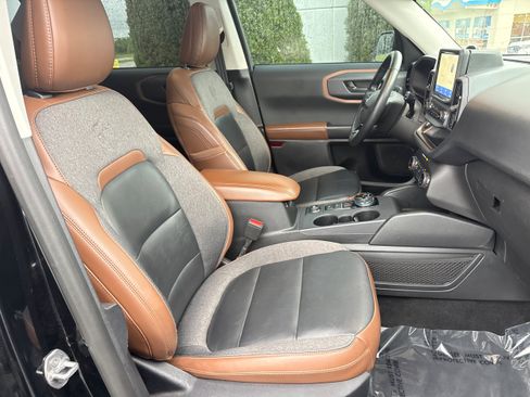Used 2022 Ford Bronco Sport Outer Banks w/ Tech Package AWD/4WD image 15